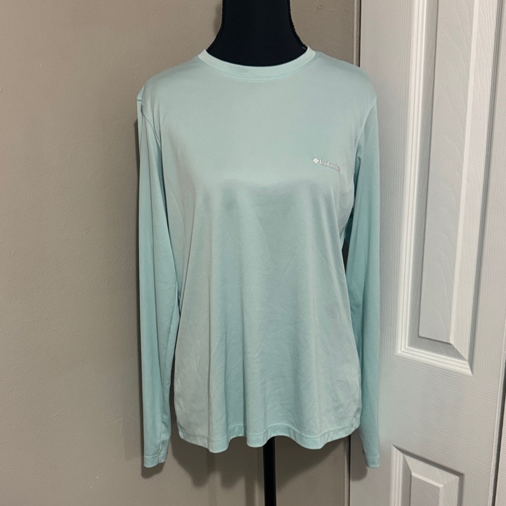 Women's Light Blue Long Sleeve Top